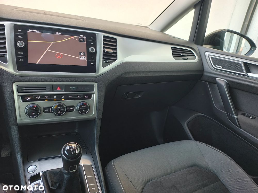 Volkswagen Golf Sportsvan SV 2.0 TDI BMT Highline - 30