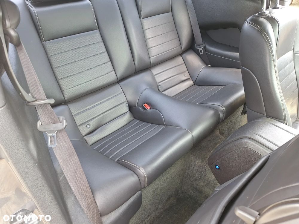 Ford Mustang 3.7 V6 Premium - 12