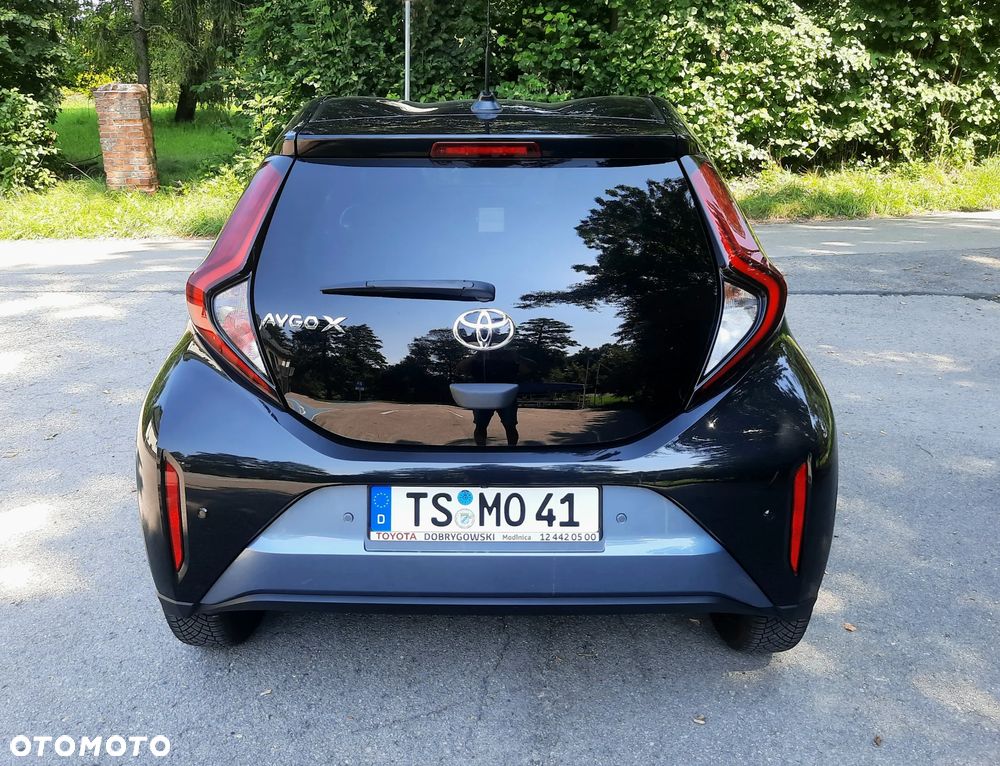 Toyota Aygo X 1.0 VVT-i Limited CVT - 6