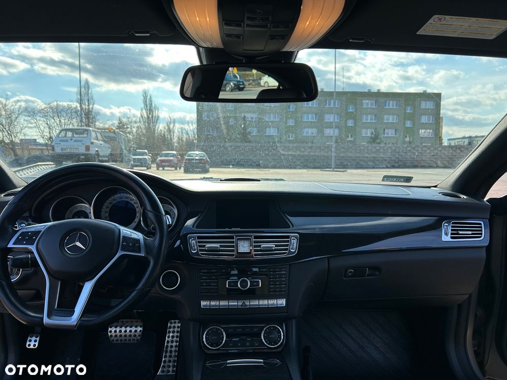 Mercedes-Benz CLS - 12