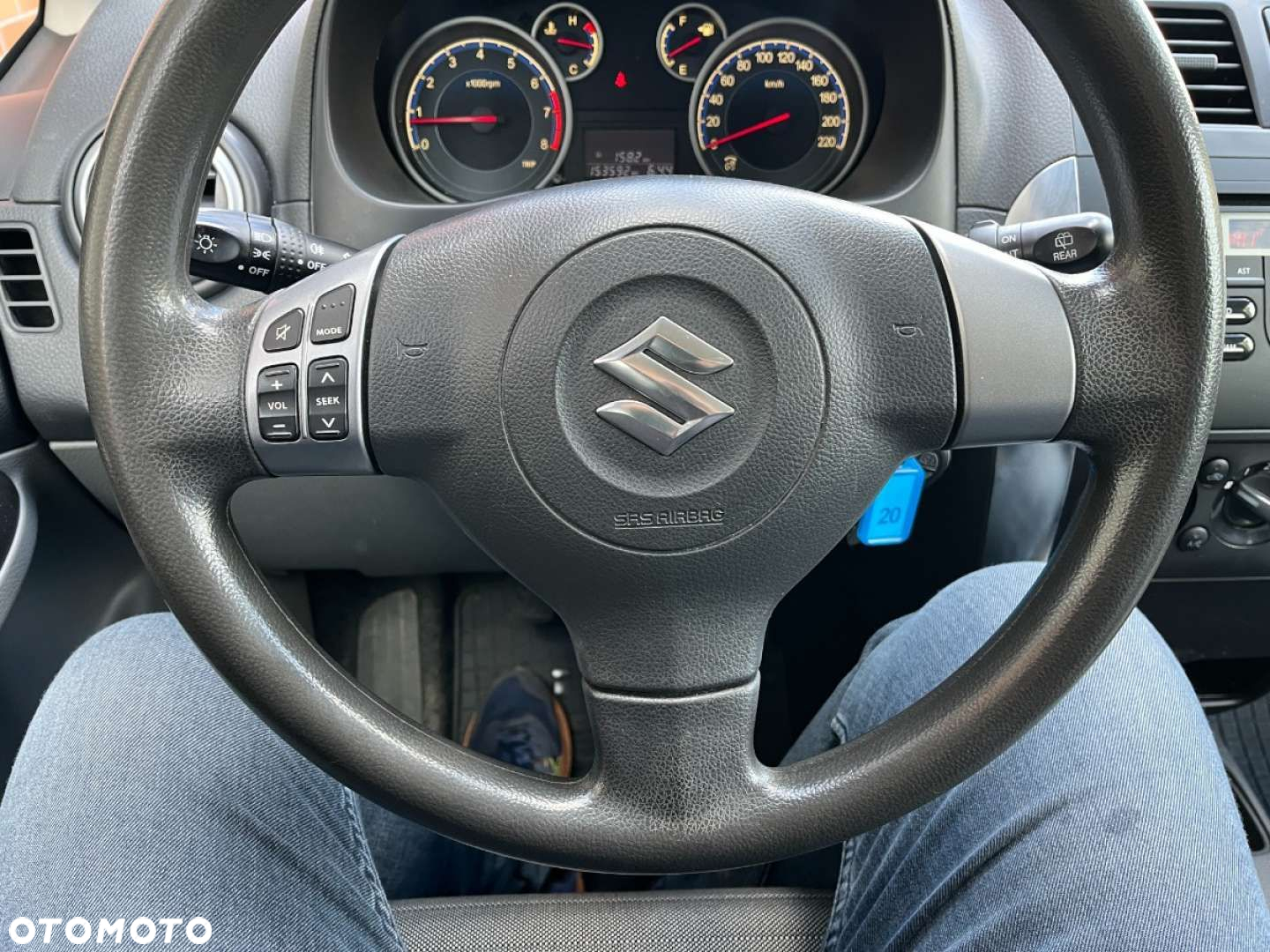 Suzuki SX4 1.5 Comfort - 13