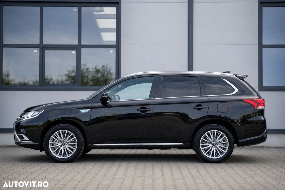 Mitsubishi Outlander 2.4 4WD Diamant+ - 20