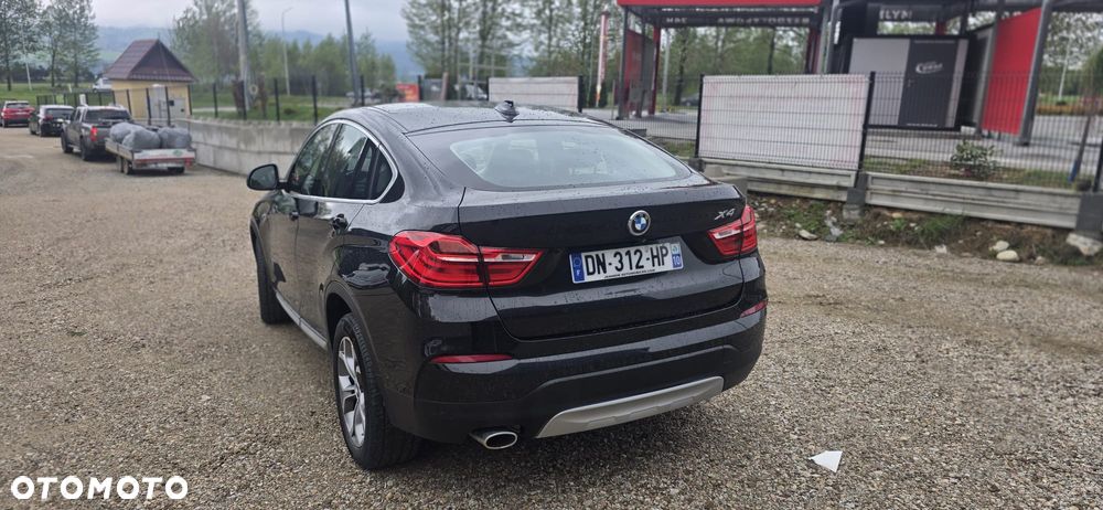 BMW X4 xDrive20d Advantage - 16