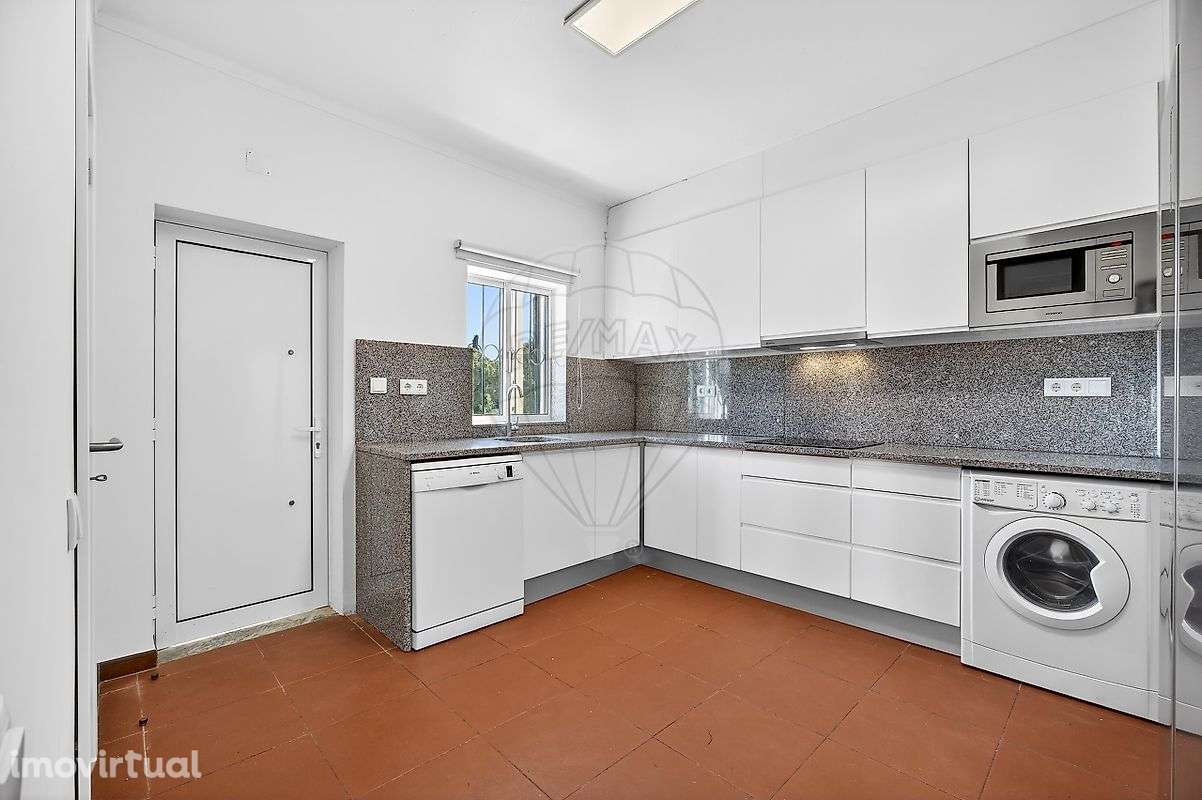 Moradia T4 para arrendamento - Grande imagem: 2/35