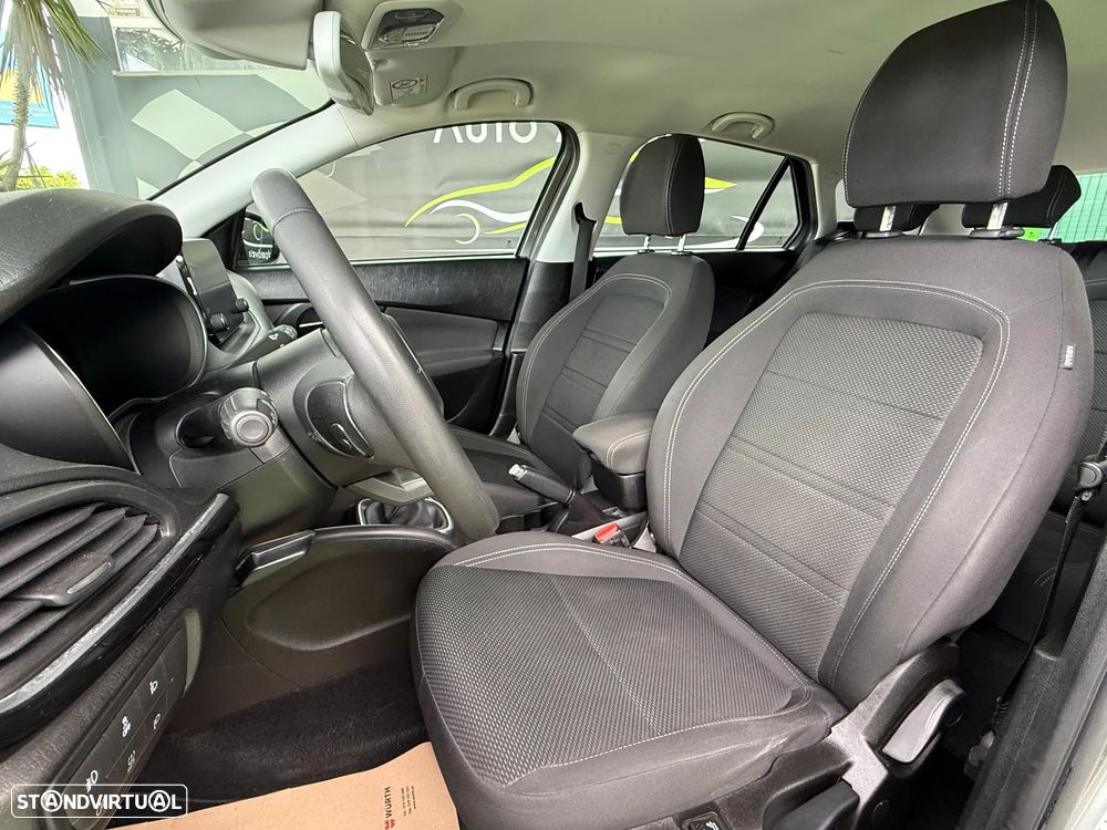 Fiat Tipo Station Wagon 1.3 M-Jet Lounge - 13