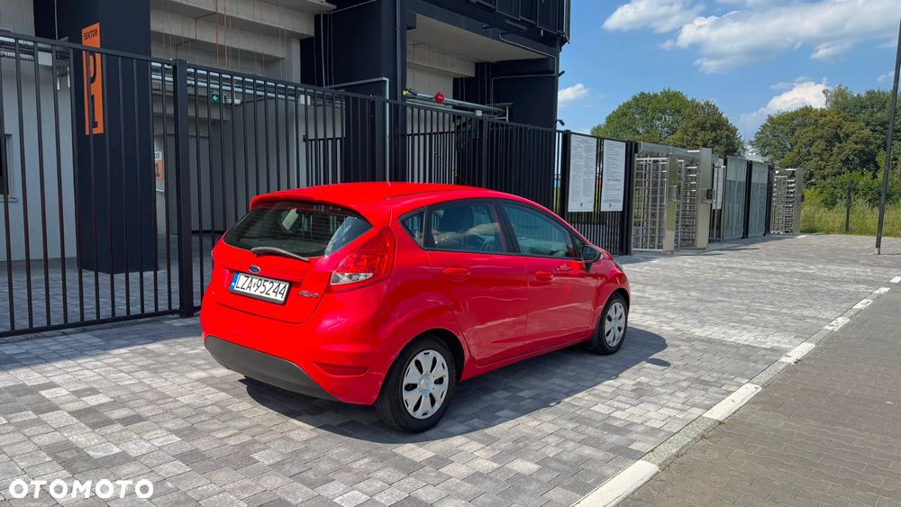 Ford Fiesta 1.25 Ambiente - 17
