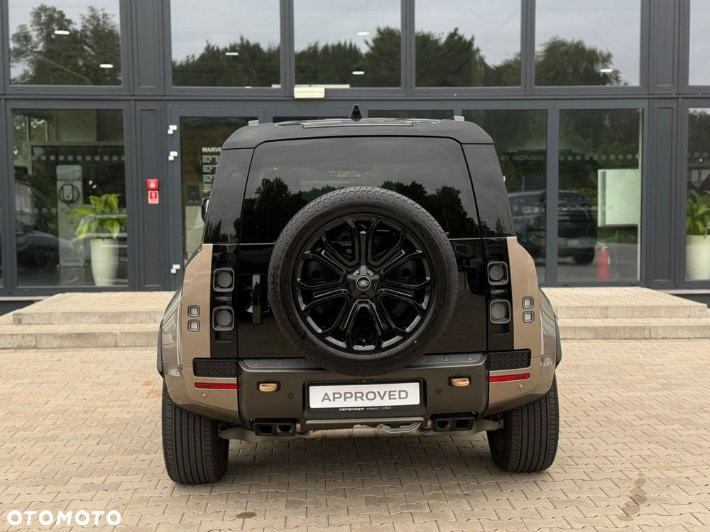 Land Rover Defender - 6