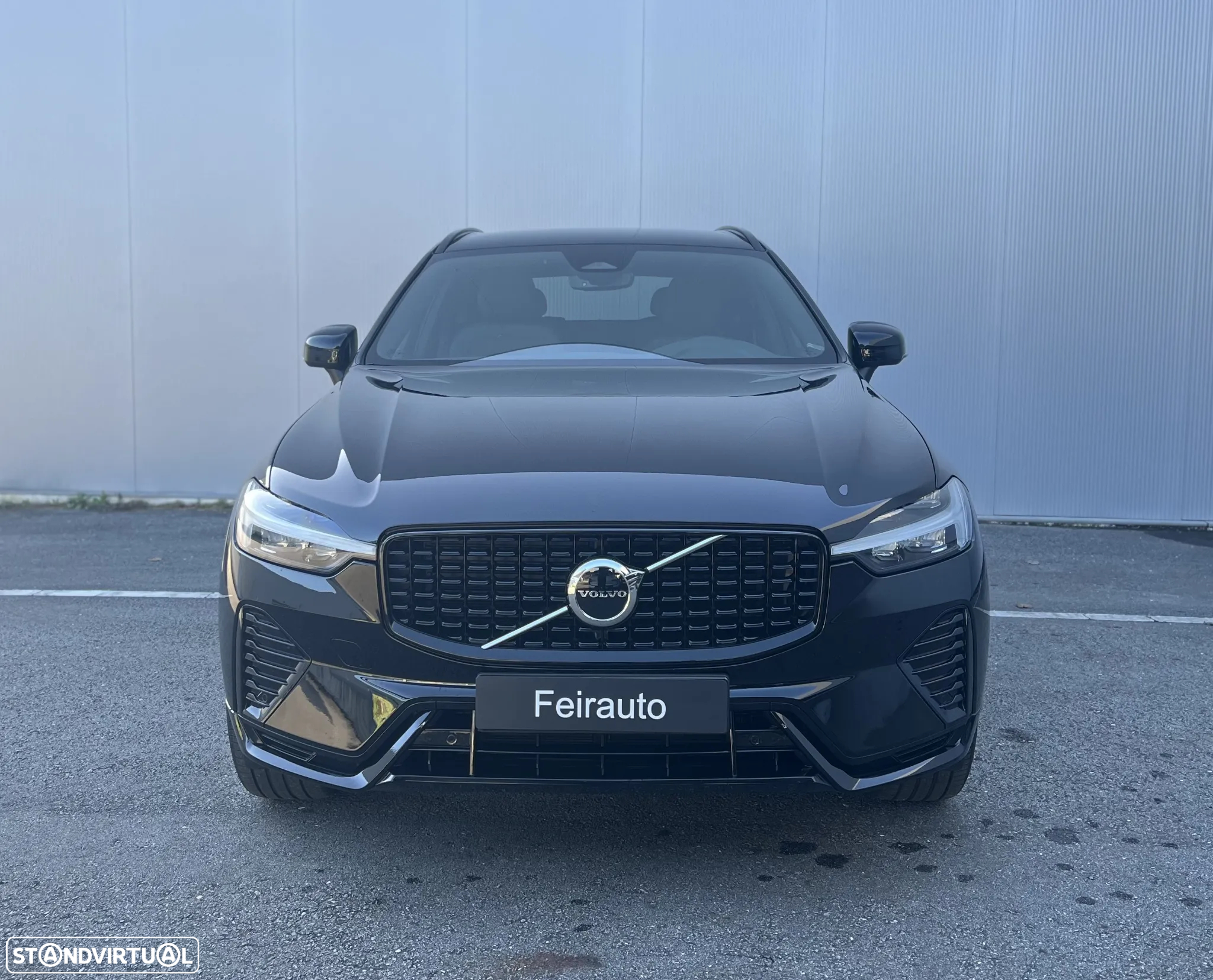 Volvo XC 60 2.0 B4 Plus Dark - 7