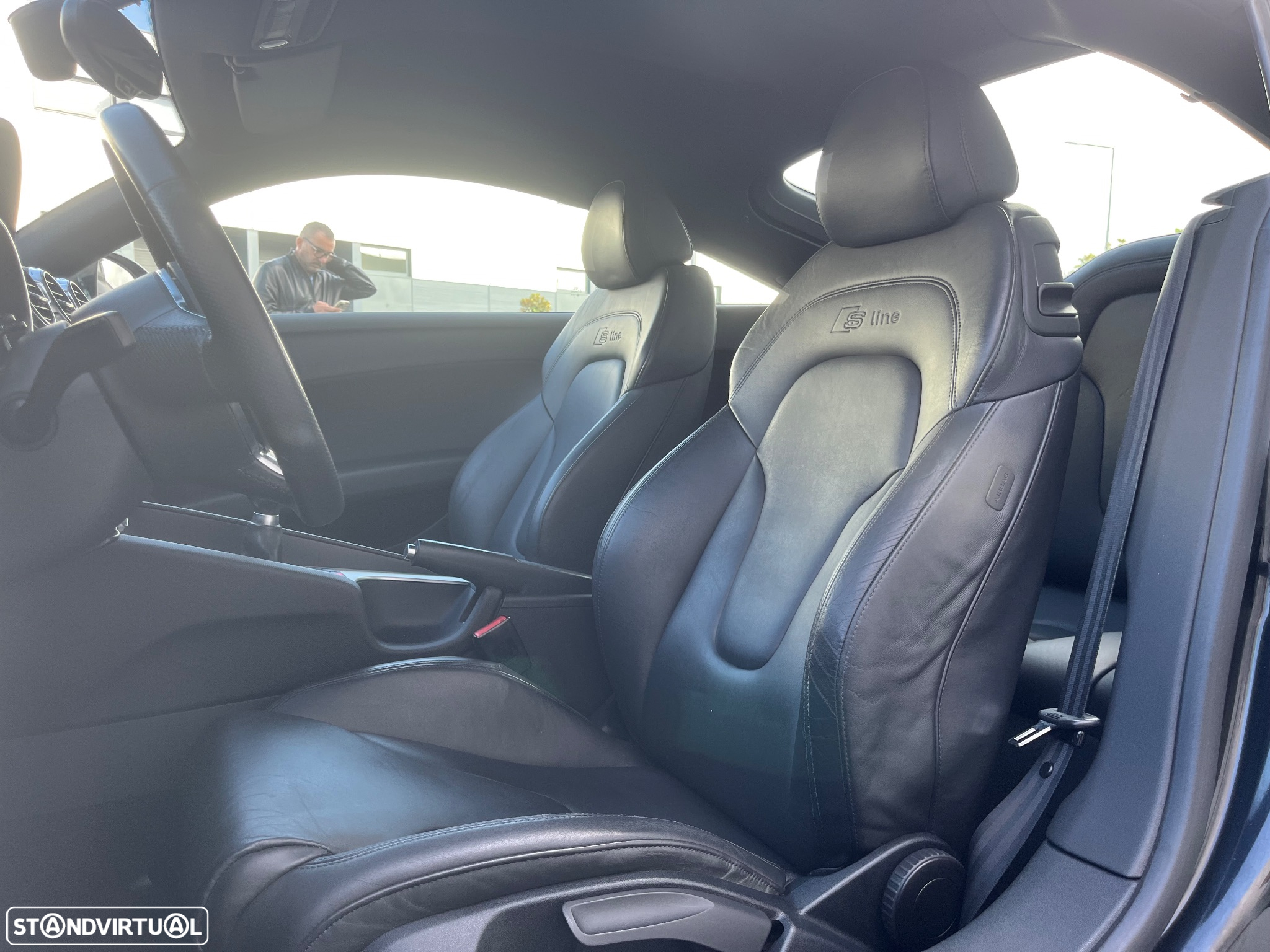Audi TT Coupé 1.8 TFSi S-line - 37