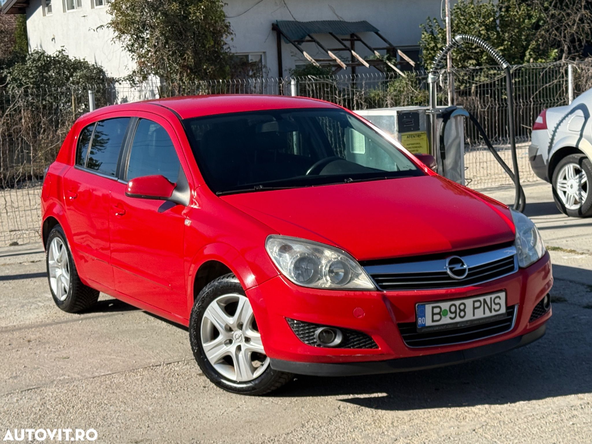 Opel Astra 1.3 CDTI Cosmo - 1