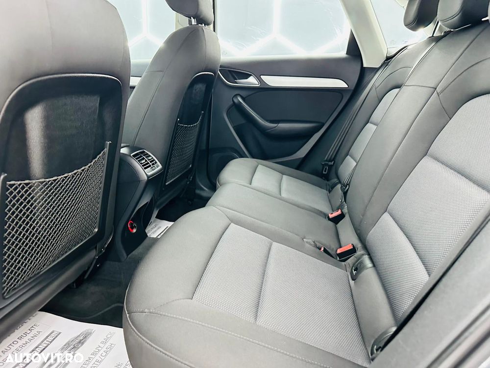 Audi Q3 2.0 TDI Design - 16