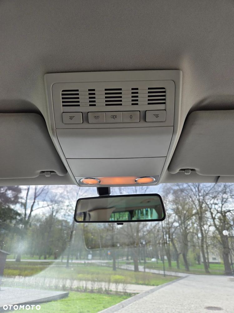 Volkswagen Caravelle L2 Comfortline - 25