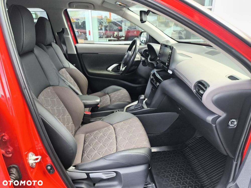 Toyota Yaris Cross - 10