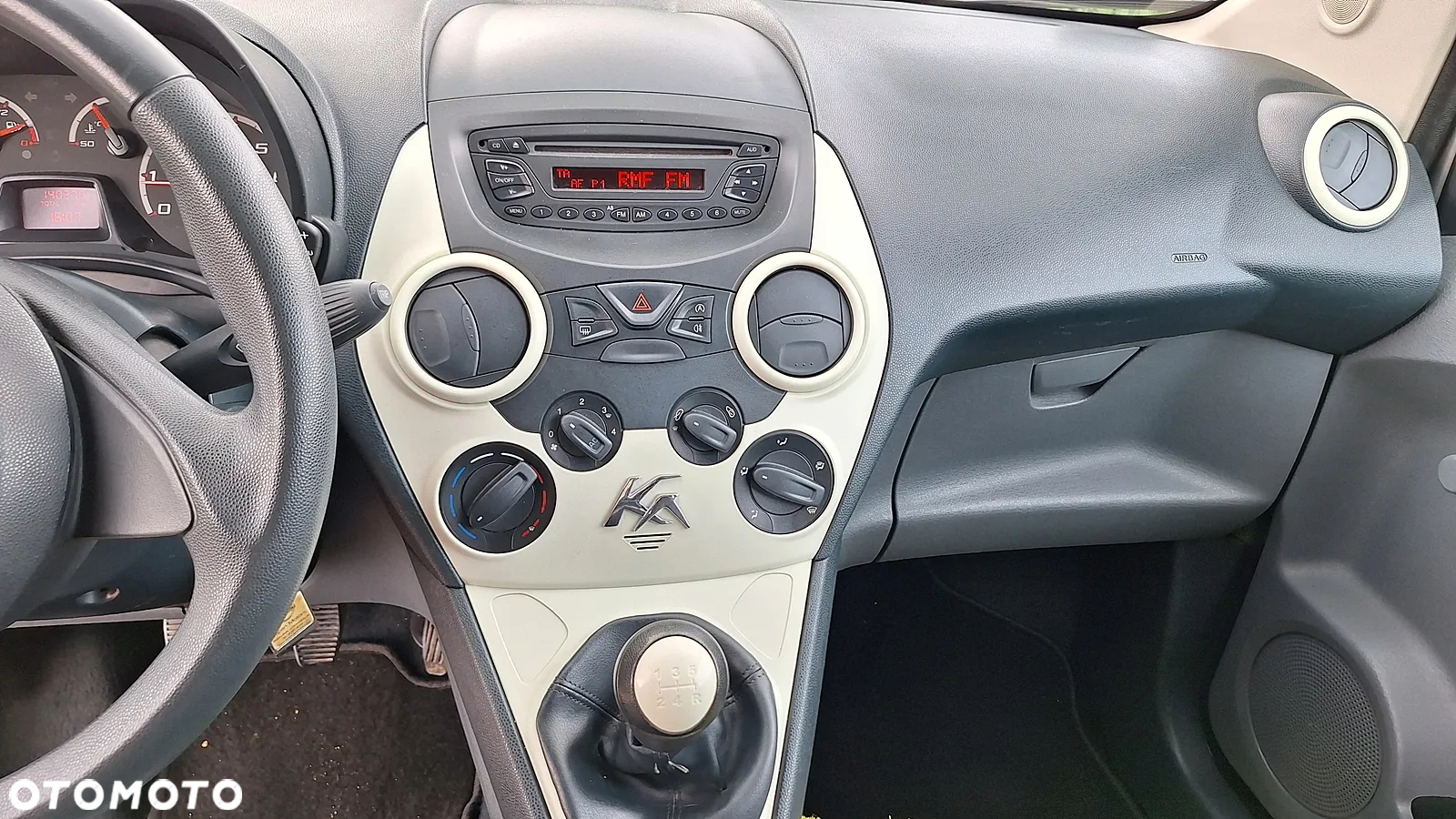 Ford KA 1.2 Ambiente - 11