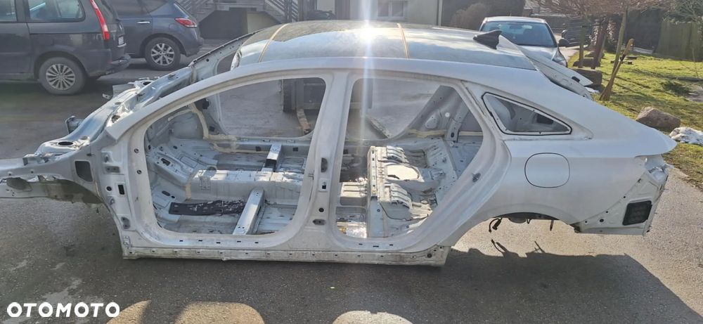 Kia Proceed III dach panorama solar szyba - 4