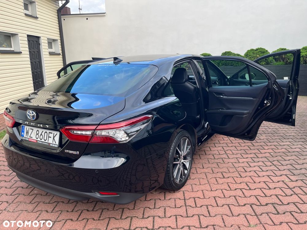 Toyota Camry 2.5 Hybrid Executive CVT - 31