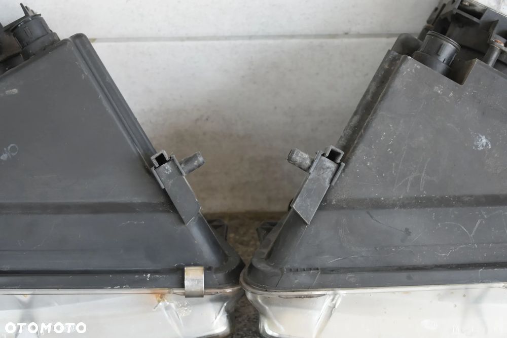 LAMPA LAMPY PRZÓD PASSAT B5 XENON HELLA - 12
