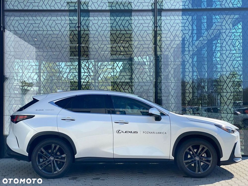 Lexus NX 350h Prestige AWD - 4