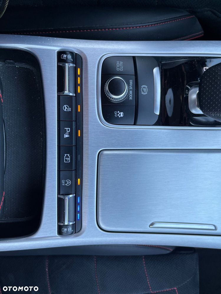Kia Stinger 3.3 T-GDI V6 GT Prestige Line AWD - 17