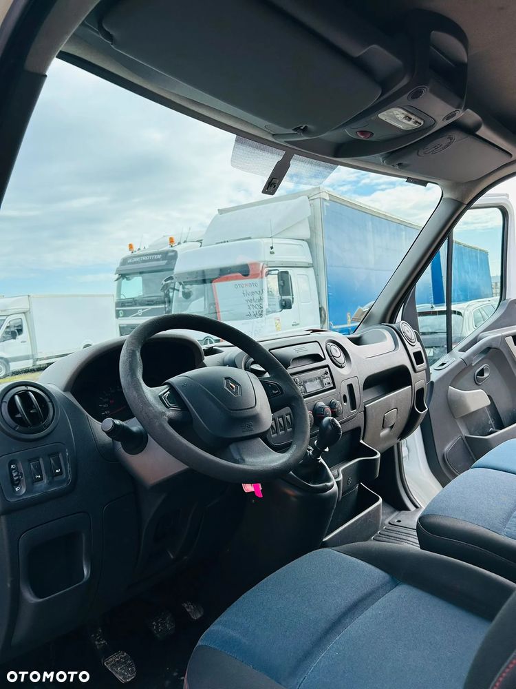 Renault Master - 18