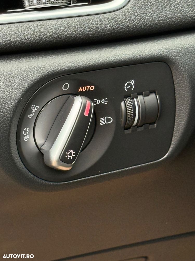 Audi Q3 2.0 TDI Design - 16