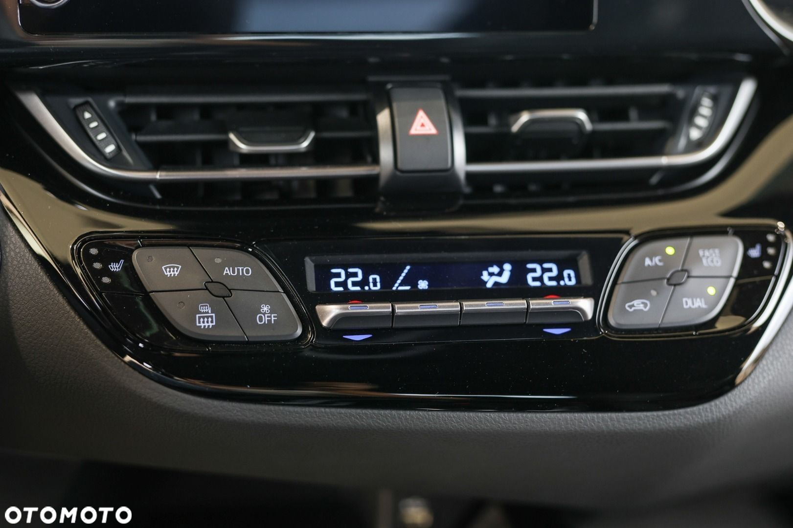 Toyota C-HR - 19
