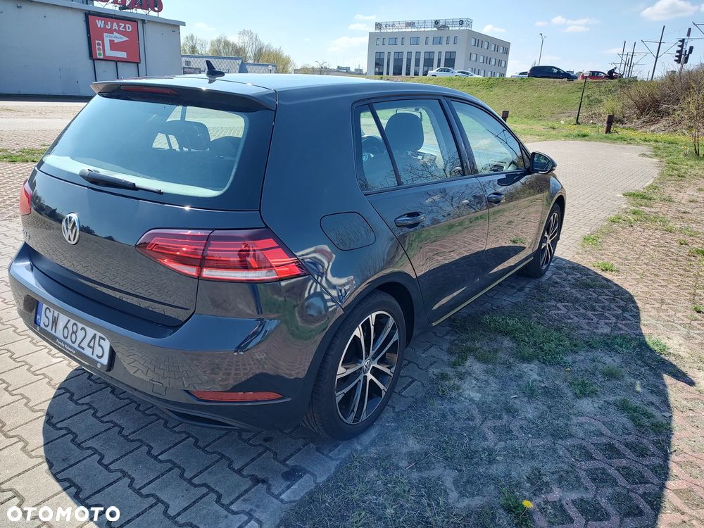 Volkswagen Golf - 4