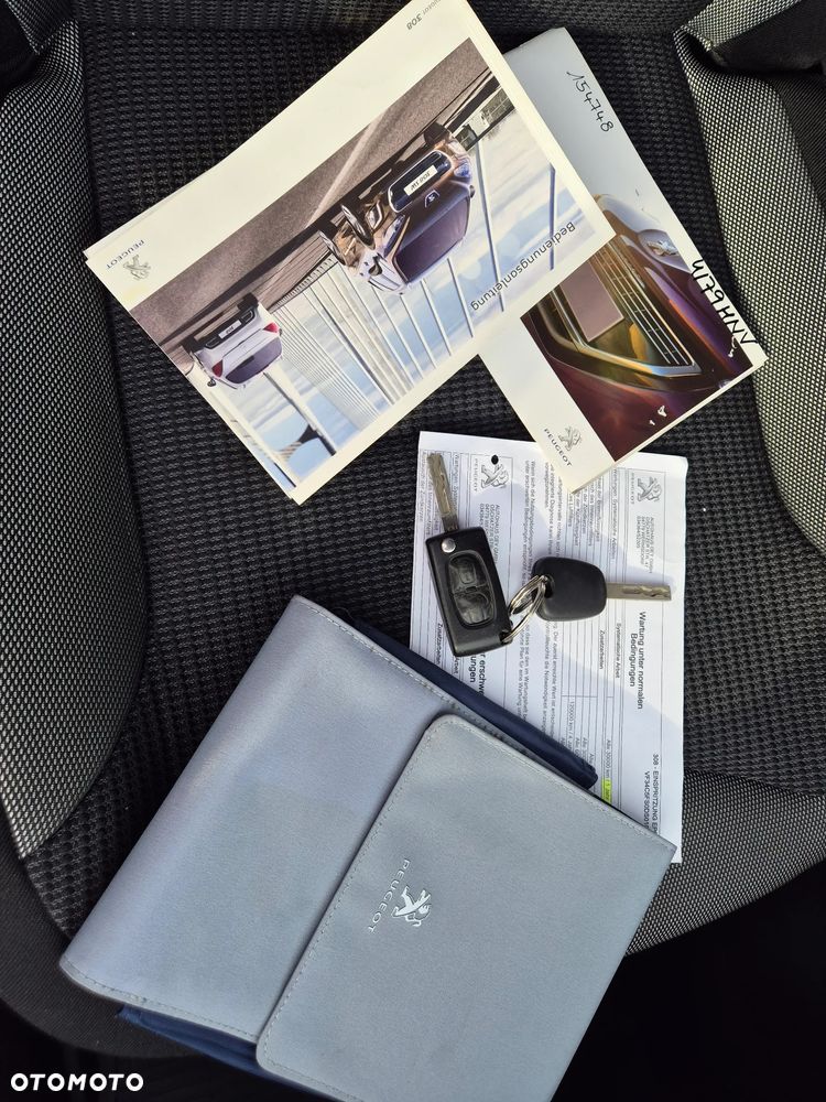 Peugeot 308 120 VTi Style - 11