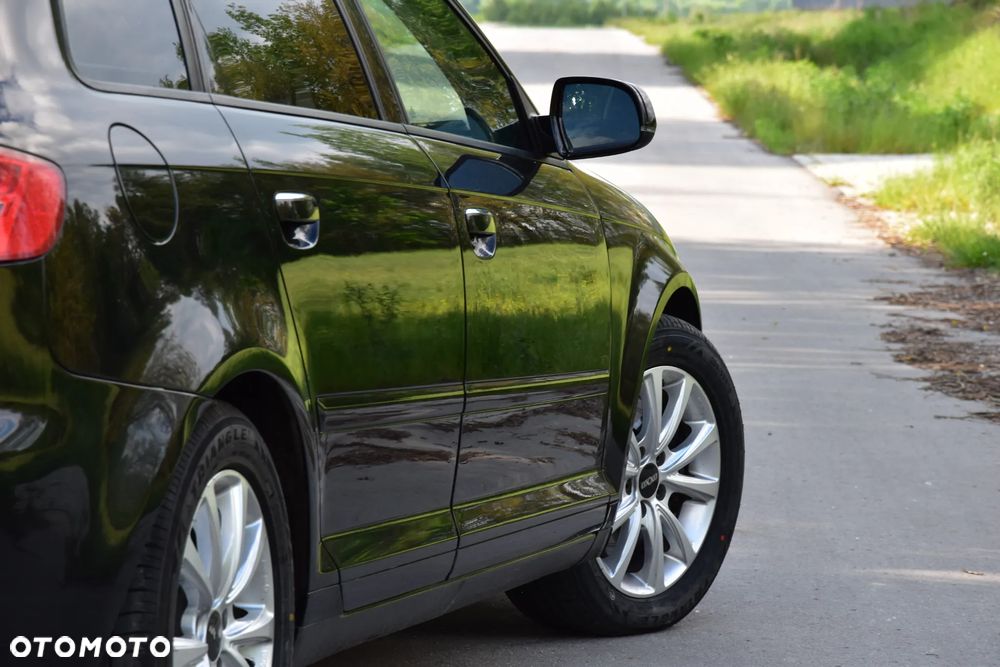 Audi A3 Sportback 2.0 TDI DPF quattro Attraction - 9