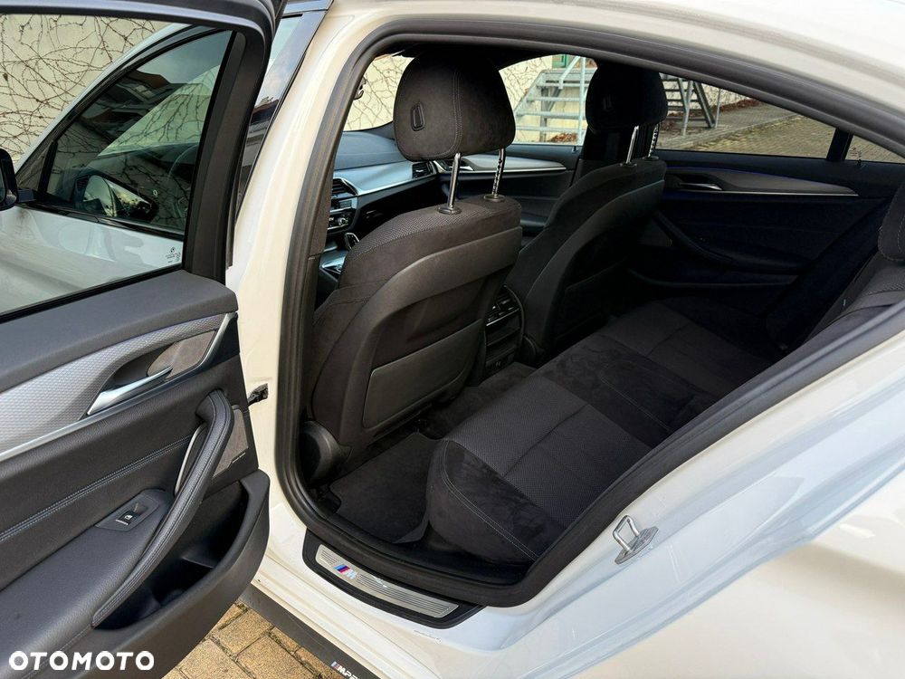 BMW Seria 5 540i xDrive GPF M Sport sport - 39