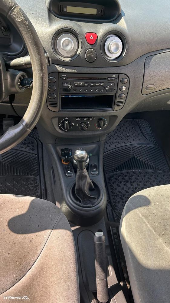 Citroën C3 1.4 HDi SX + - 7