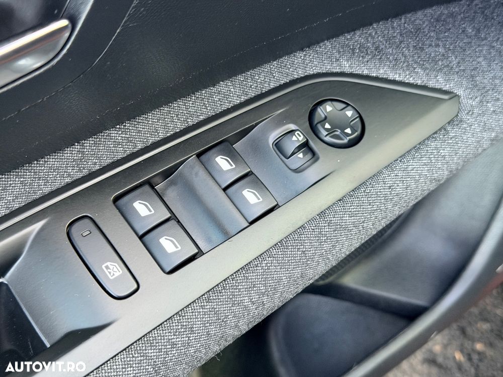 Peugeot 3008 1.5 BlueHDI S&S EAT8 Active - 10