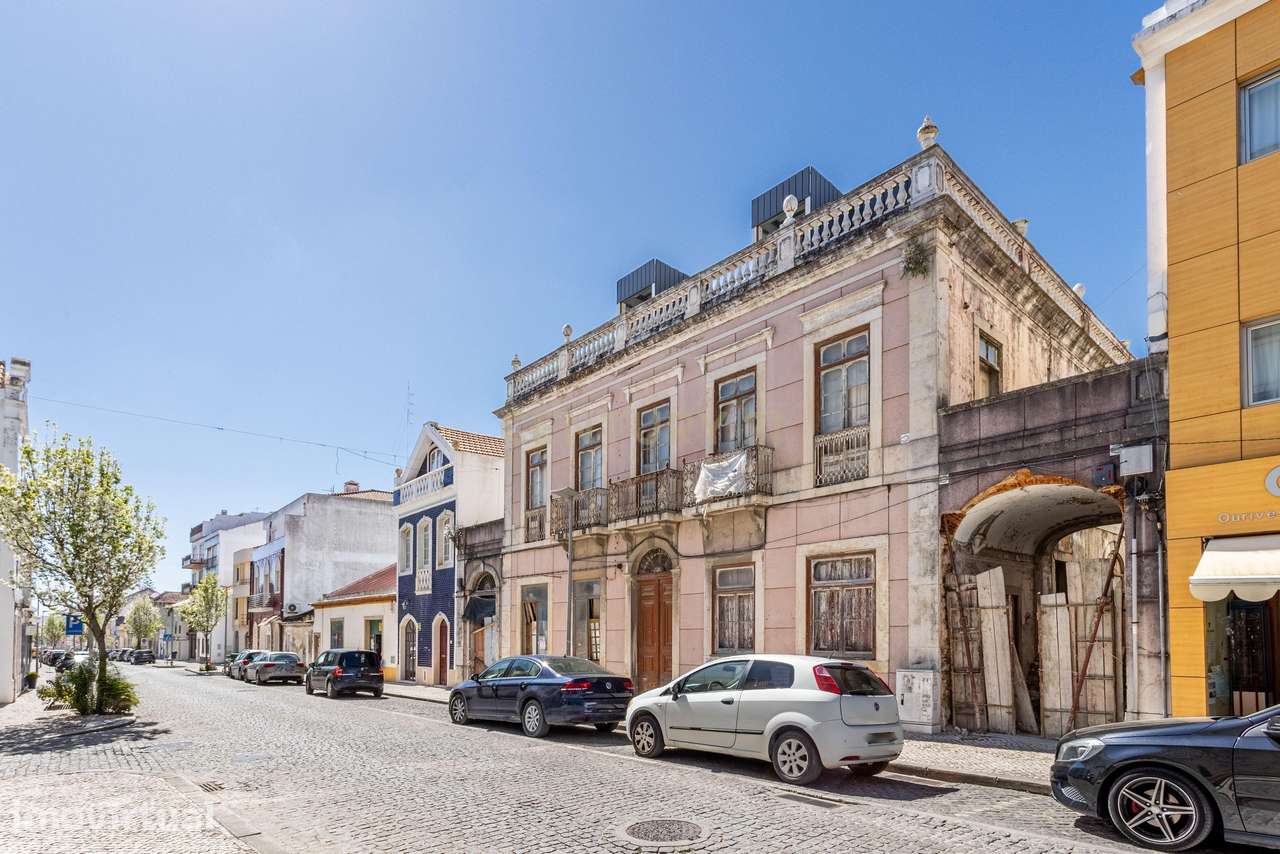 Prédio à venda em Cartaxo - Grande imagem: 2/26