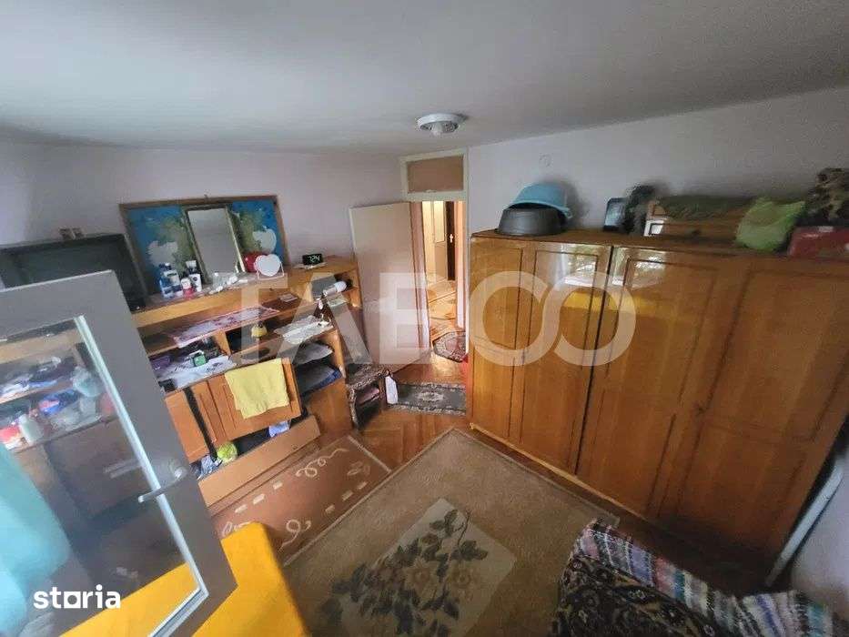 Apartament cu 4 camere de vanzare in Cartierul Marasti decomandat — fotografia 1