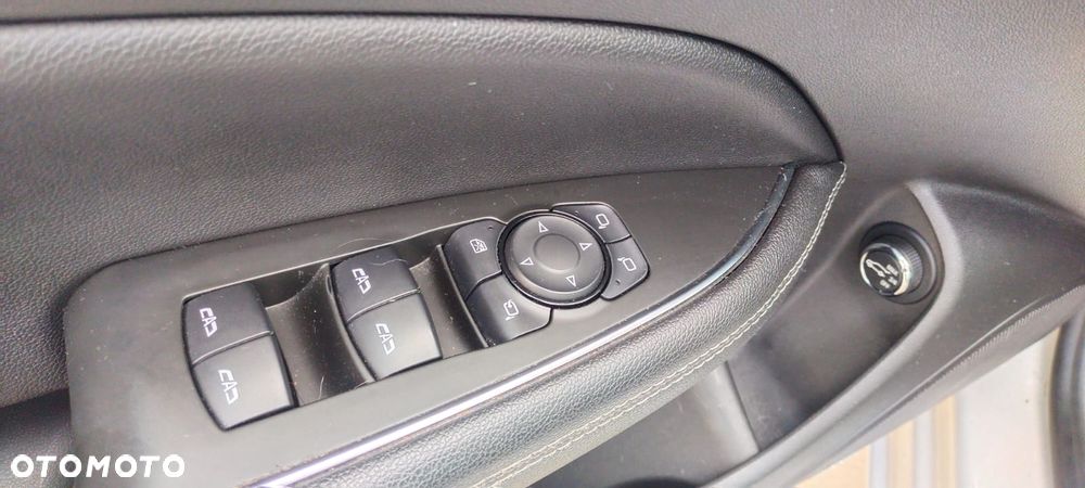 Opel Insignia 2.0 CDTI Business Elegance S&S - 25