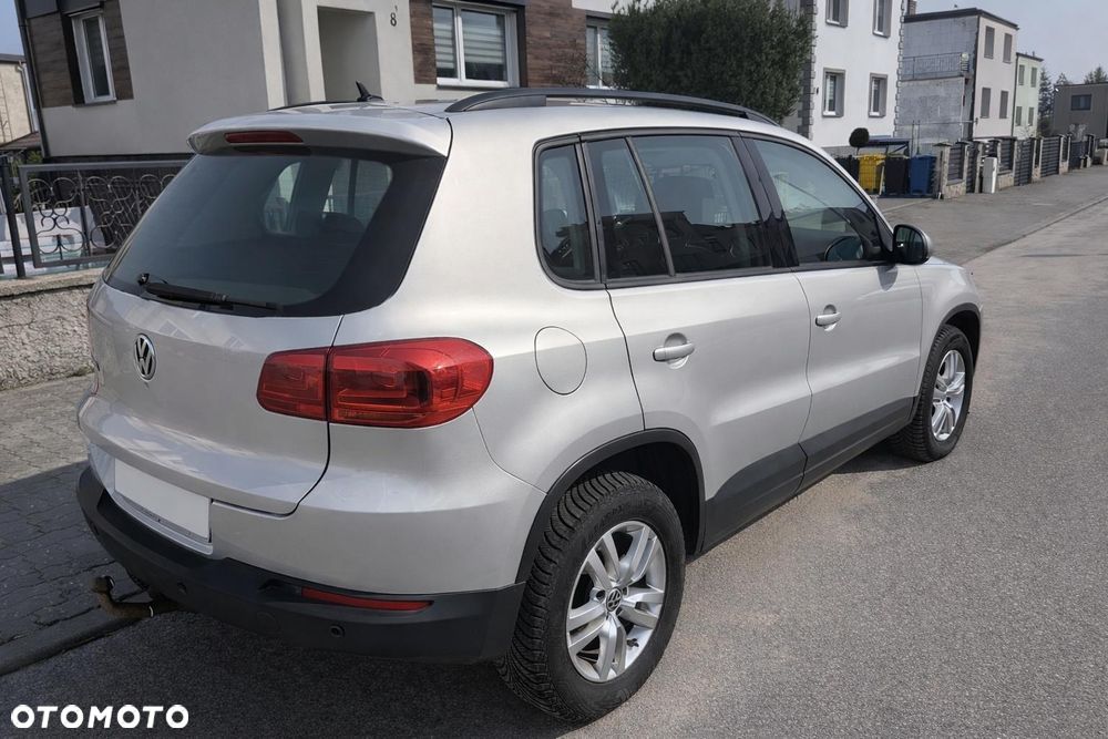 Volkswagen Tiguan - 5