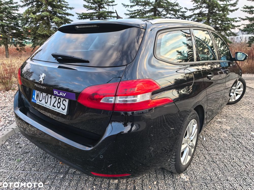 Peugeot 308 1.6 BlueHDi Allure S&S - 31