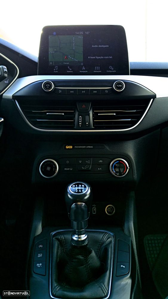 Ford Focus SW - 7