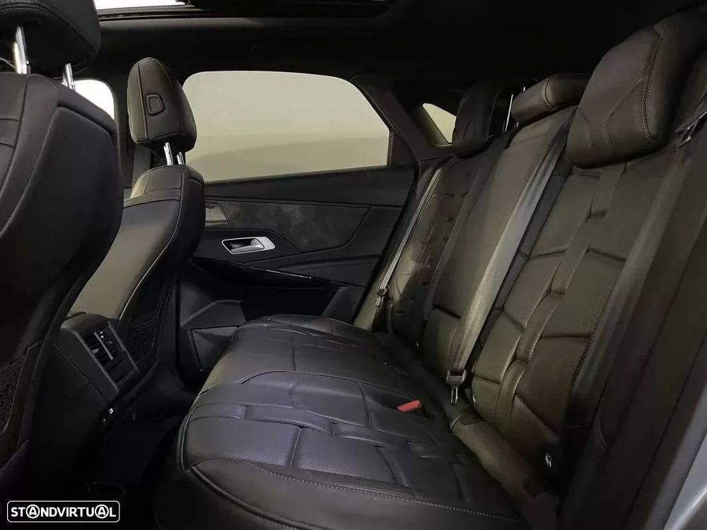 DS DS7 Crossback - 17