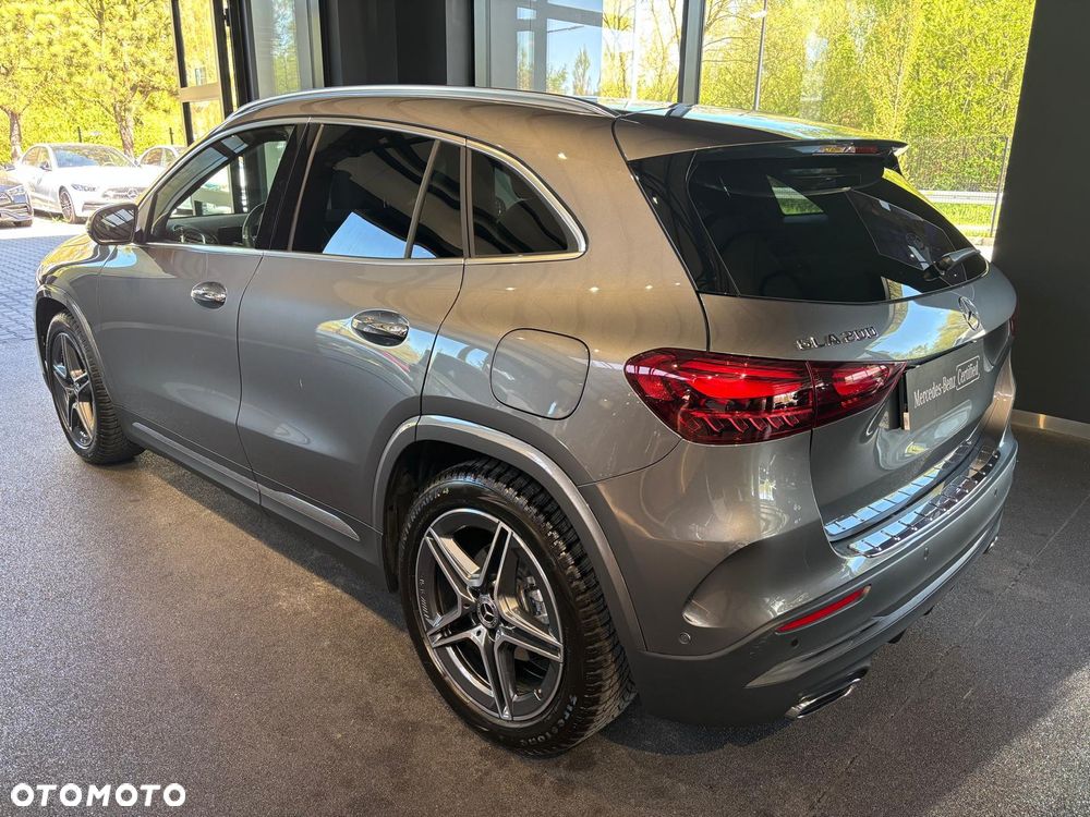 Mercedes-Benz GLA 200 AMG Line - 5
