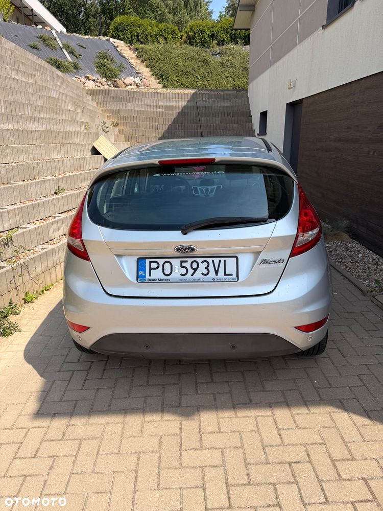 Ford Fiesta 1.25 Ambiente EU5 - 2
