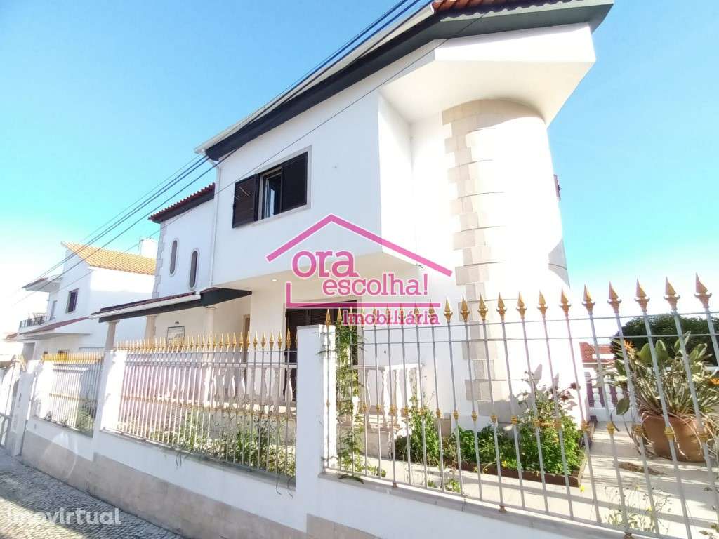 Moradia T5 na Quinta do Brasileiro, Corroios! - Grande imagem: 3/25