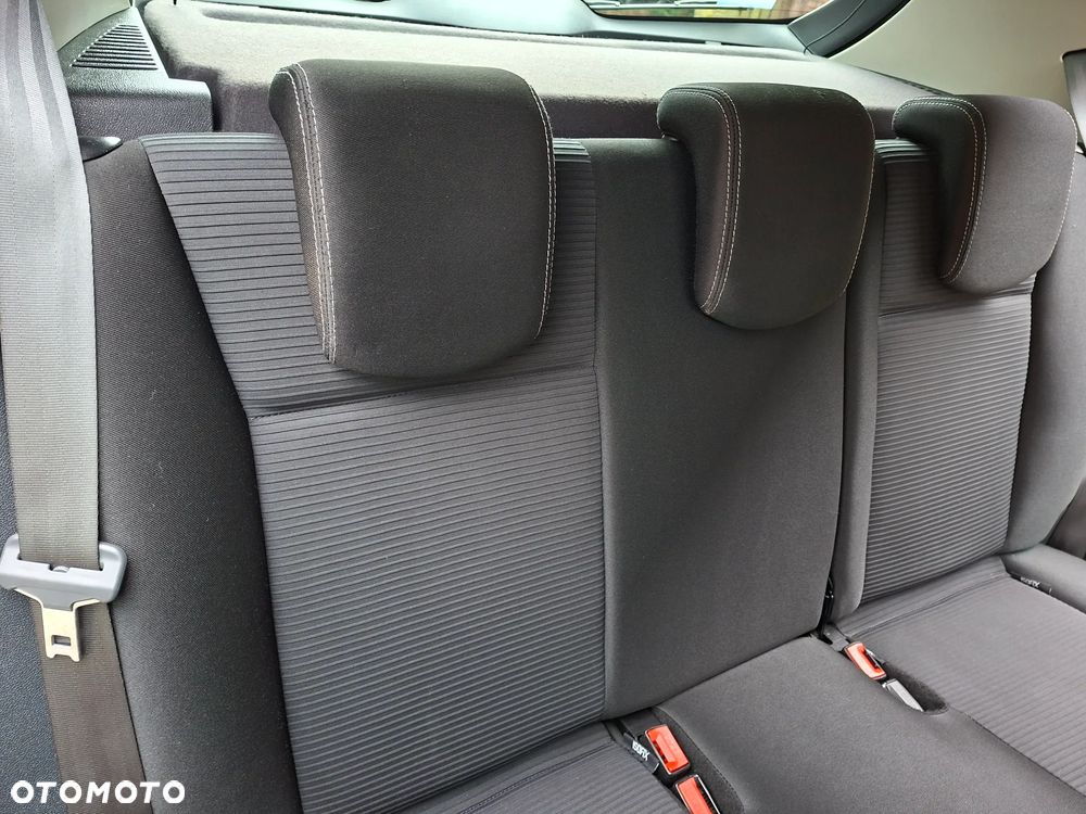 Renault Clio TCe 100 Expression - 17