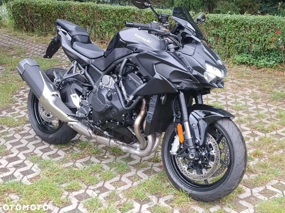 Kawasaki H2 - 1
