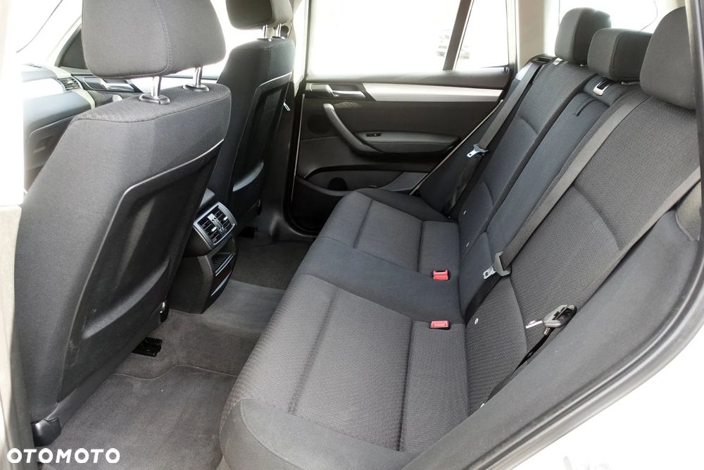 BMW X3 xDrive20d - 11