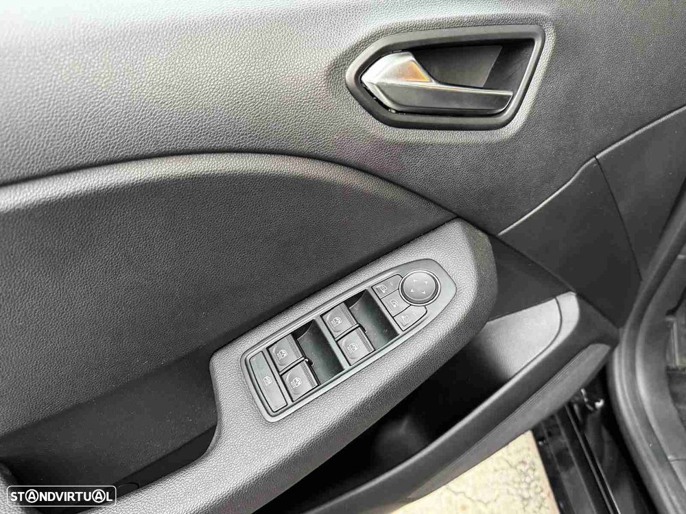 Renault Clio 1.0 TCe Evolution - 11