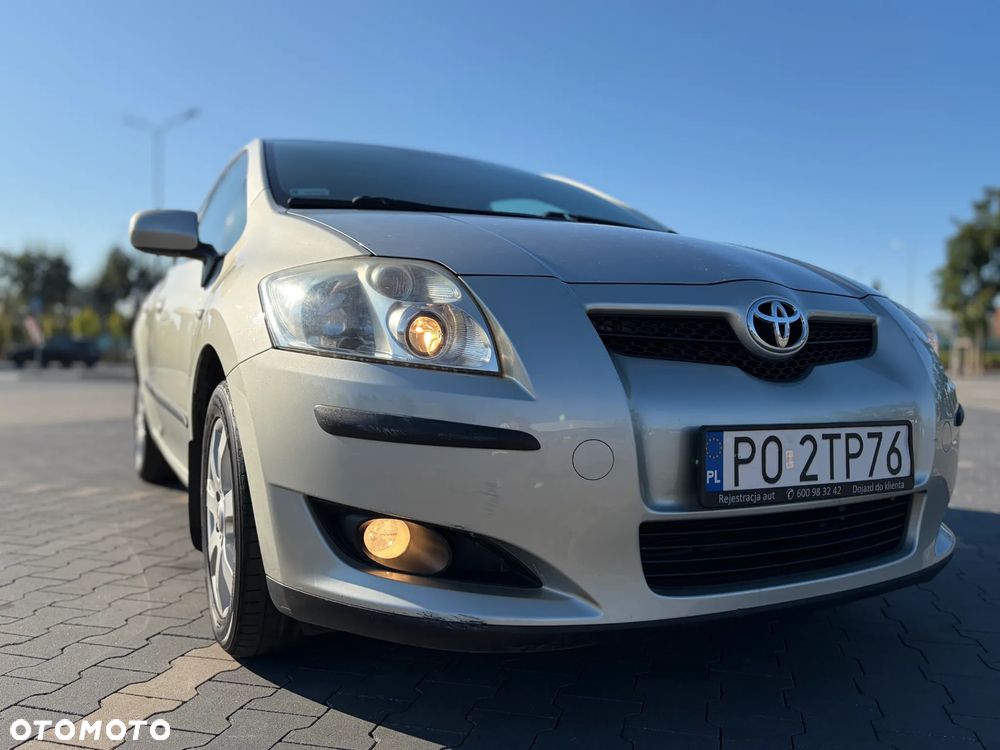 Toyota Auris 1.6 VVT-i Executive - 33