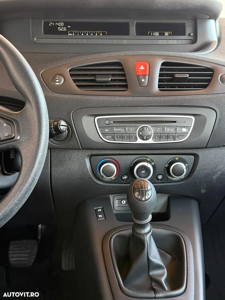 Renault Scenic 1.5dCi Expression - 10