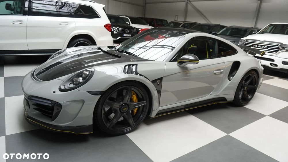 Porsche 911 Turbo S - 1