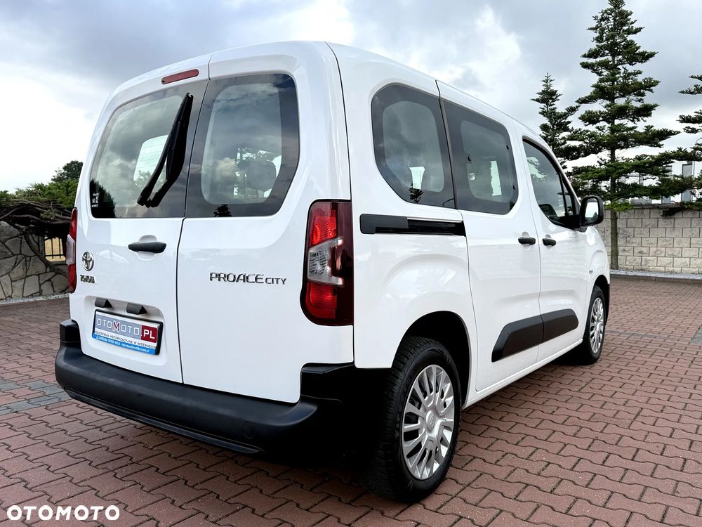 Toyota Proace City Verso 1.2 D-4T Combi - 35